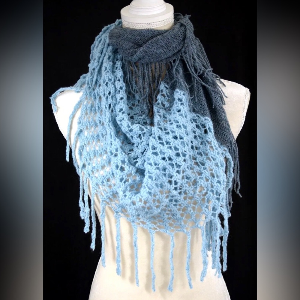 NEW Women's Infinity Scarf Blue Open Knit Scarf  Crochet /Knitted /Light, NWT